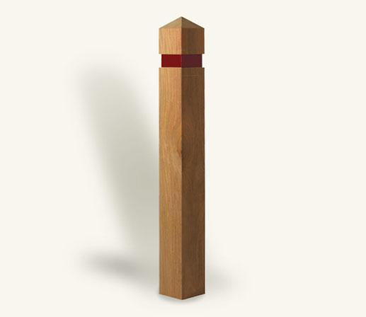 Square Timber Bollard with Pyramid Top